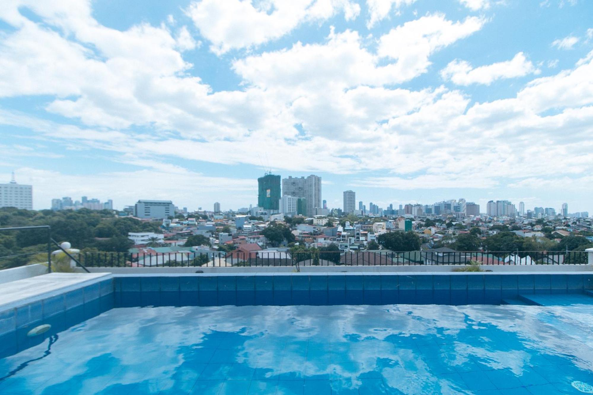 59 Xavierville By Reddoorz Cubao Exterior foto